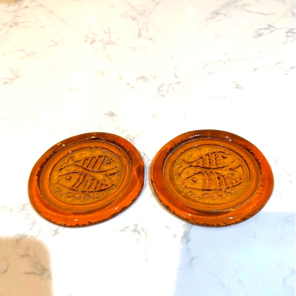 vintage amber glass coasters x2 Pisces zodiac sign 60s 70s mid century bar cart